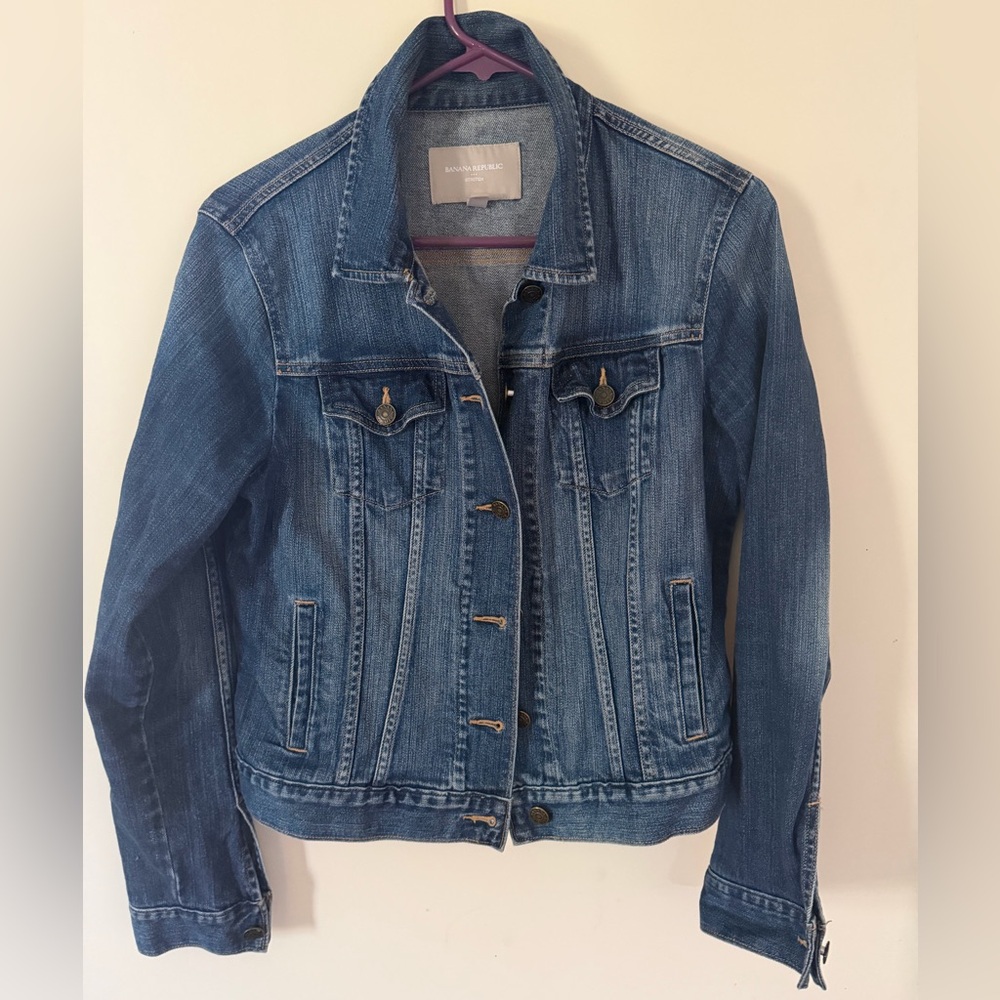 Banana Republic  Blue Denim Jacket - Women's Classic Jean Jacket, size M